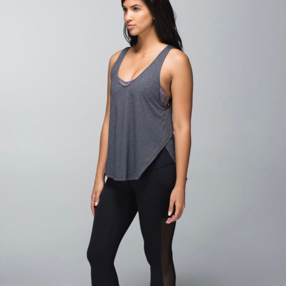 Lululemon Seek The Heat Striped Tank Top Heathered Deep Coal / Hyper Stripe 6 - Picture 2 of 12